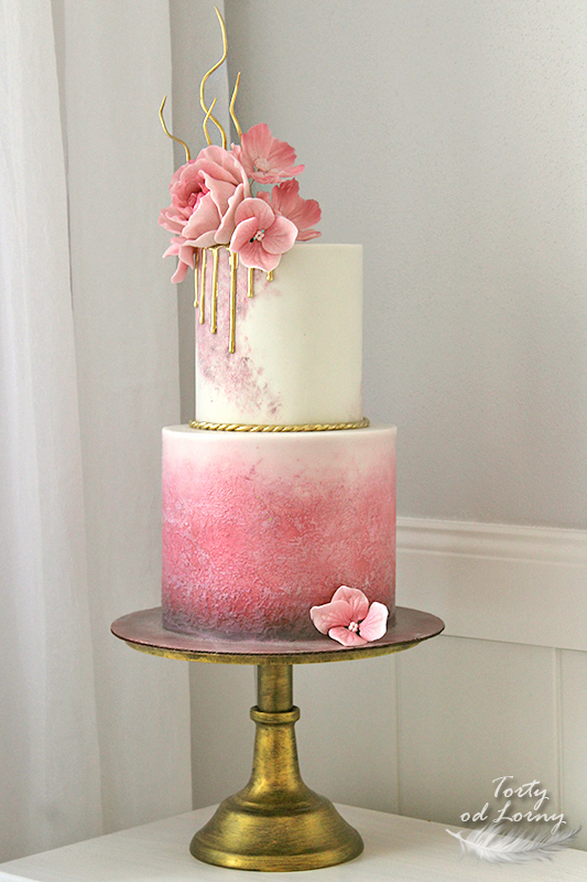 Ružovov zlatá narodeninová torta2